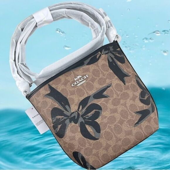 Coach City Bucket Bag Crossbody In Signature Canvas With Bow Print Purse - Picture 1 of 12